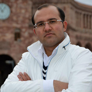 احسان علیخانی